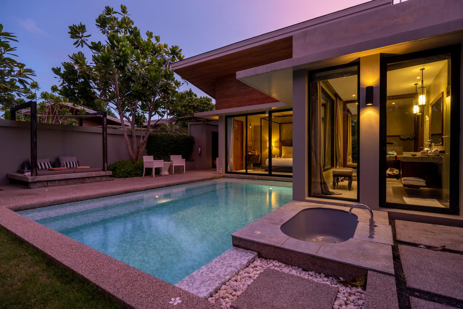 casa moderna com piscina